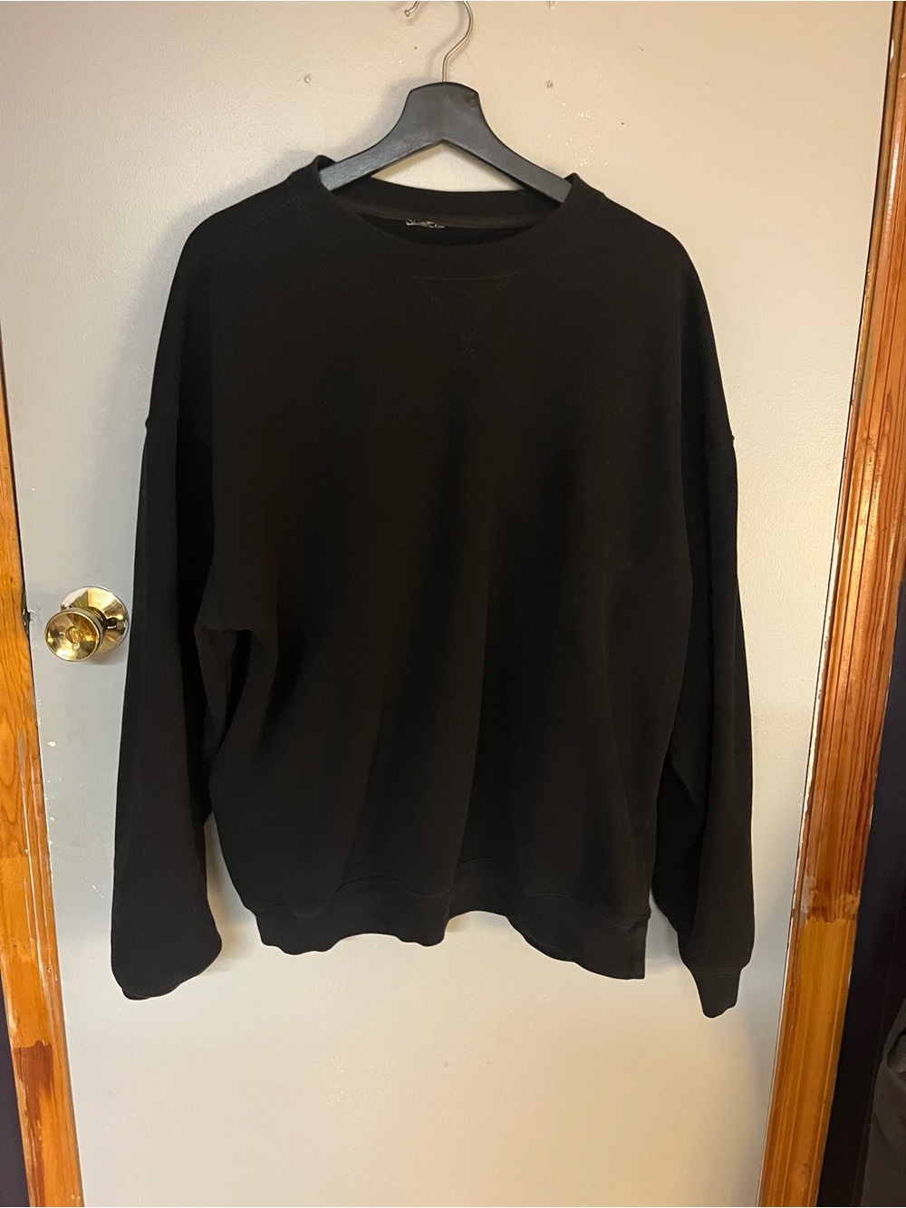 Men's Black Crewneck Sweatshirt